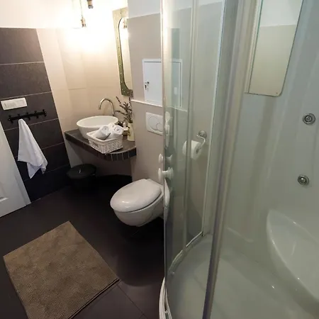 Lita Center Appartement *