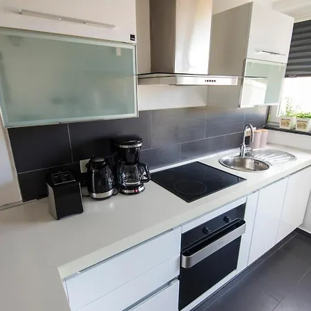 Lita Center Appartement *