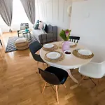 Lita Center Апартаменты