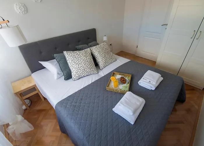 Lita Center Apartment